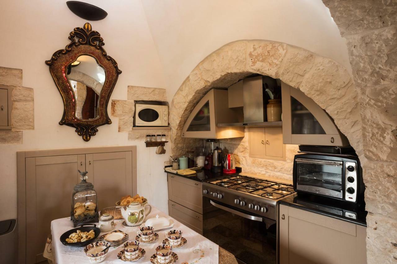 16 Trulli E Giardini Apartment Alberobello Ngoại thất bức ảnh
