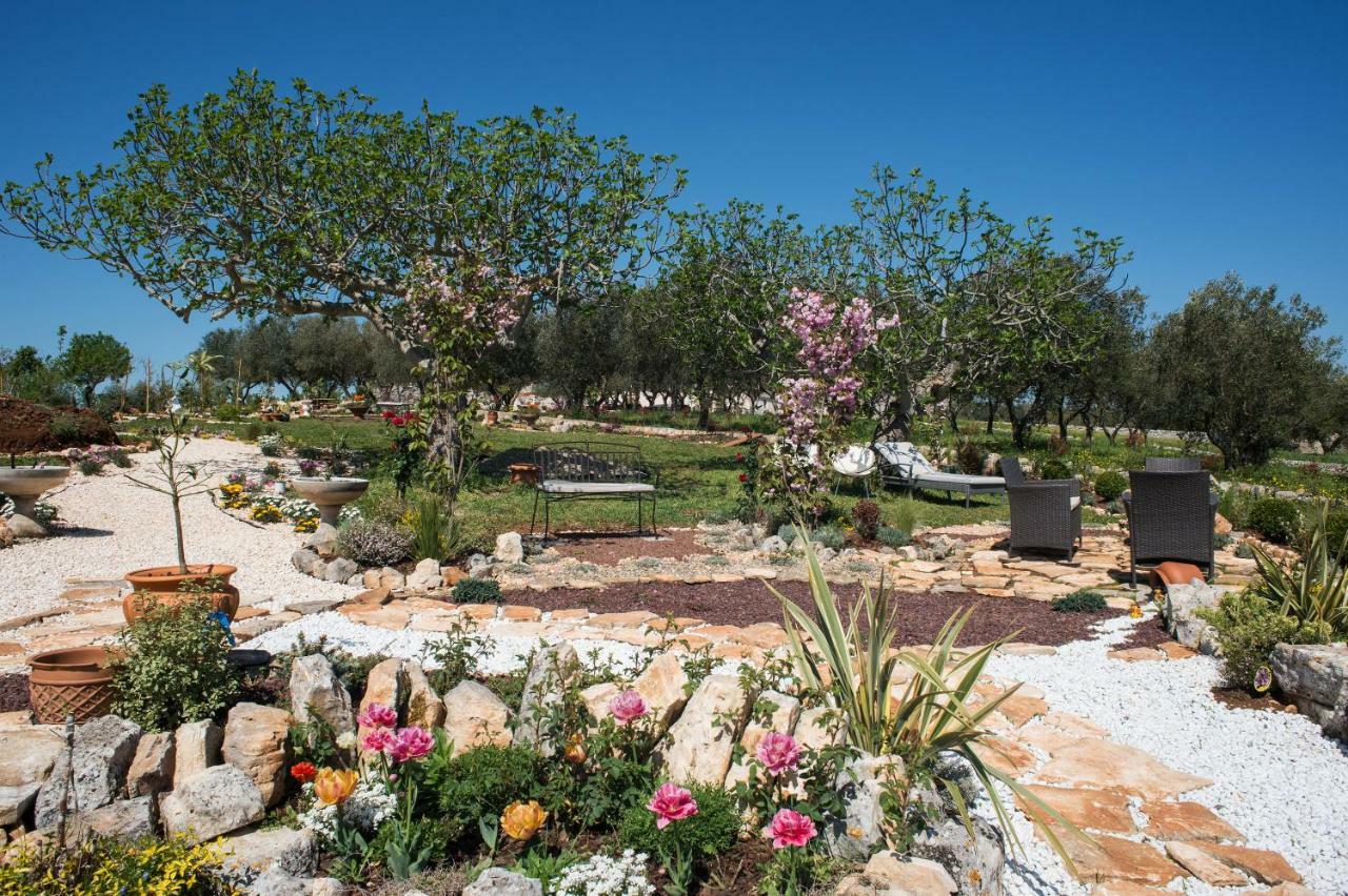 16 Trulli E Giardini Apartment Alberobello Ngoại thất bức ảnh